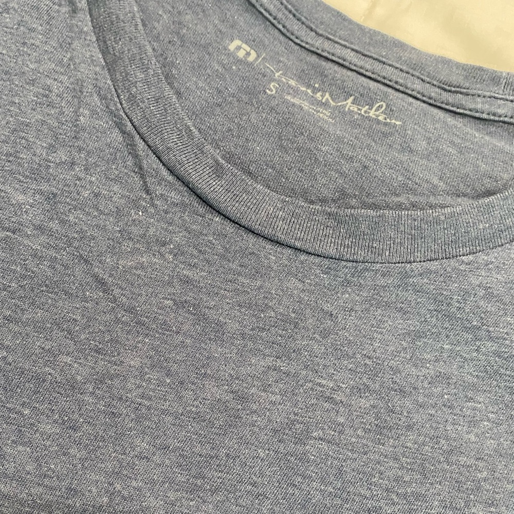 Travis Mathew Men's Navy Pocket T-Shirt with floral  Detail - Picture 3 of 5